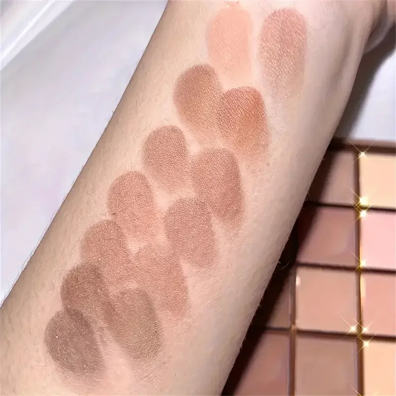 25-Color Eyeshadow Palette