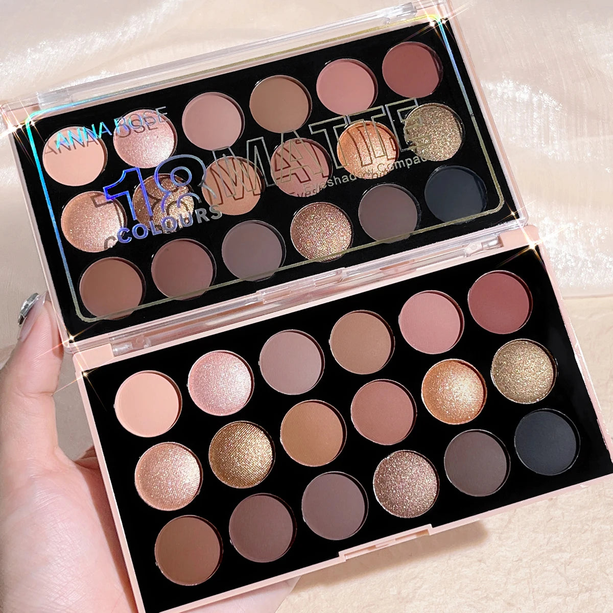 18-Color Eyeshadow Palette